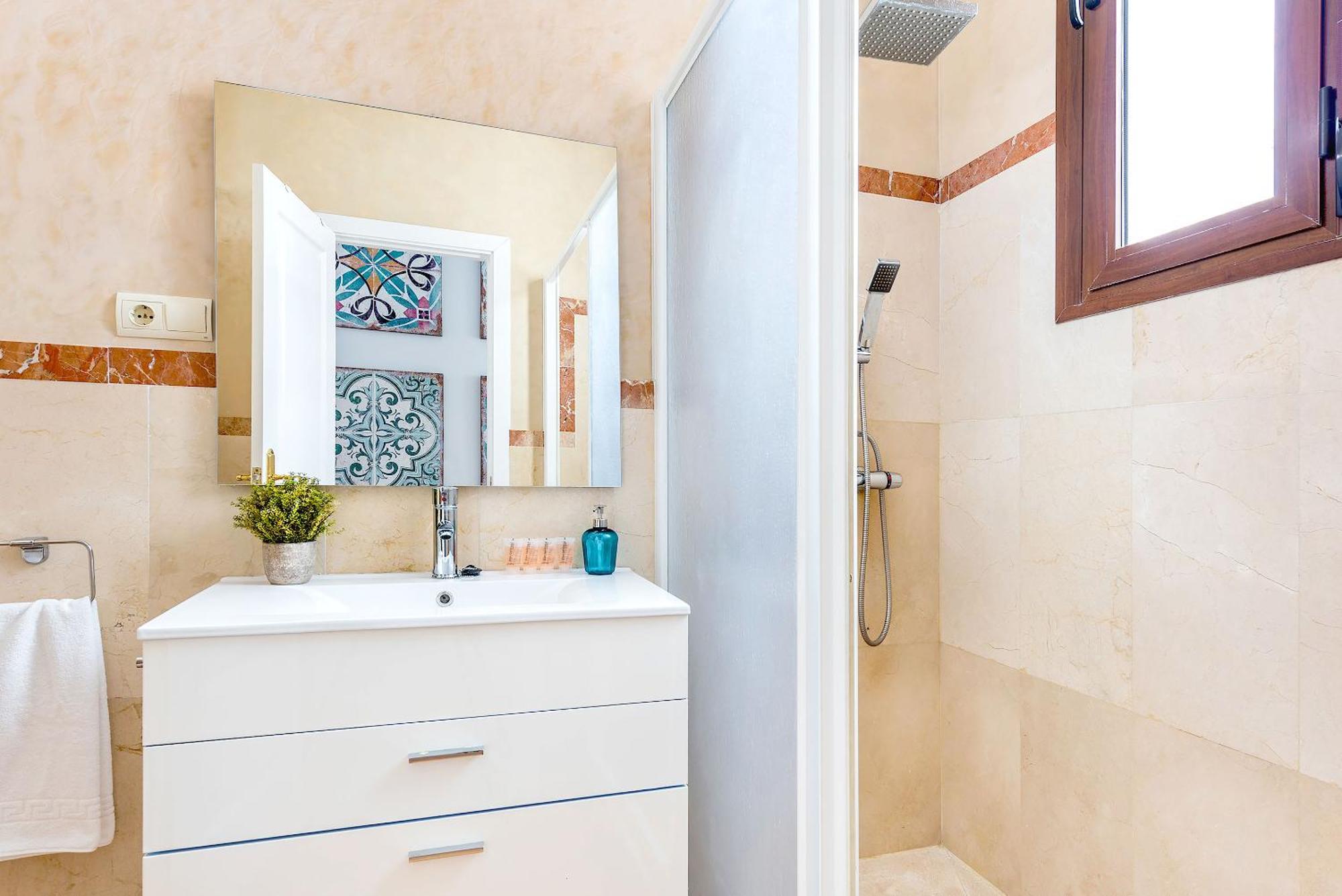 Genteel Home Contratacion Seville Exterior photo